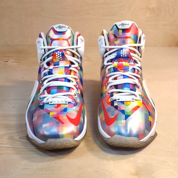 Nike LeBron James 12 Prism Finish Your Breakfast Men's Shoes 748861-900 - Picture 3 of 12
